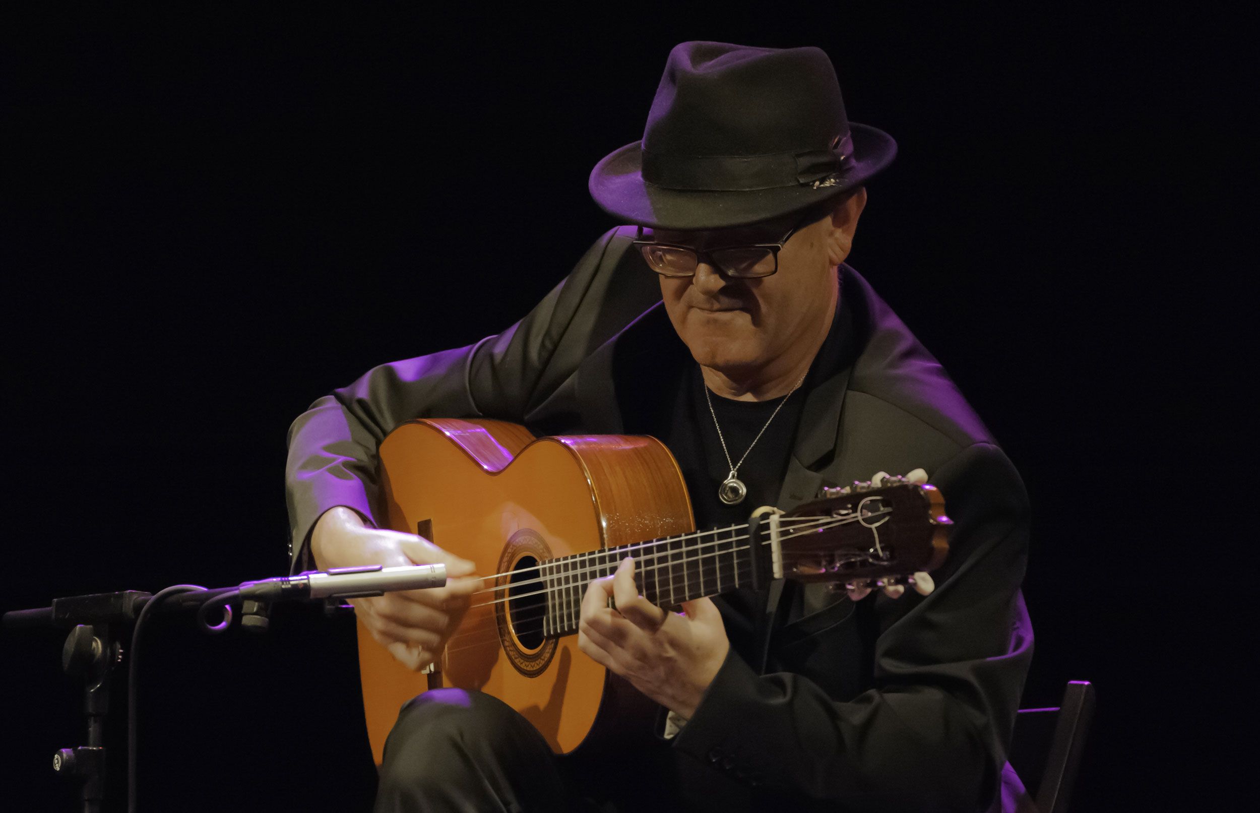 Biography | José Luis Montón